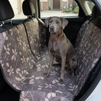 housse voiture chien couleurs marron avec fleur grande race