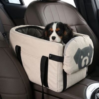 sac de transport pour chien couleur beige interieur vehicule